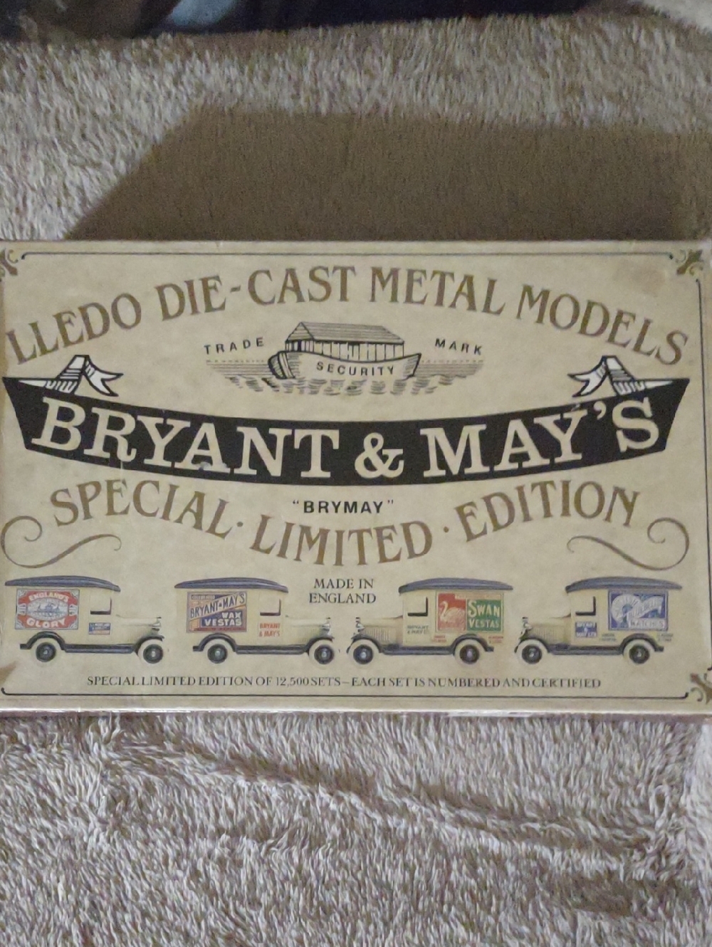 Bryant & May's Special Limited Edition  Die-Cast Metal Models Made In England